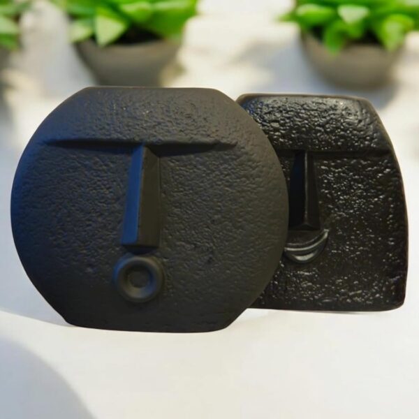 ARTISANS BAZAR Ceramic Blow Kiss Face Vase |Smile & Kiss Vases (Black)